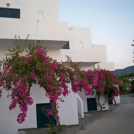 Emerald Houses Holiday home *